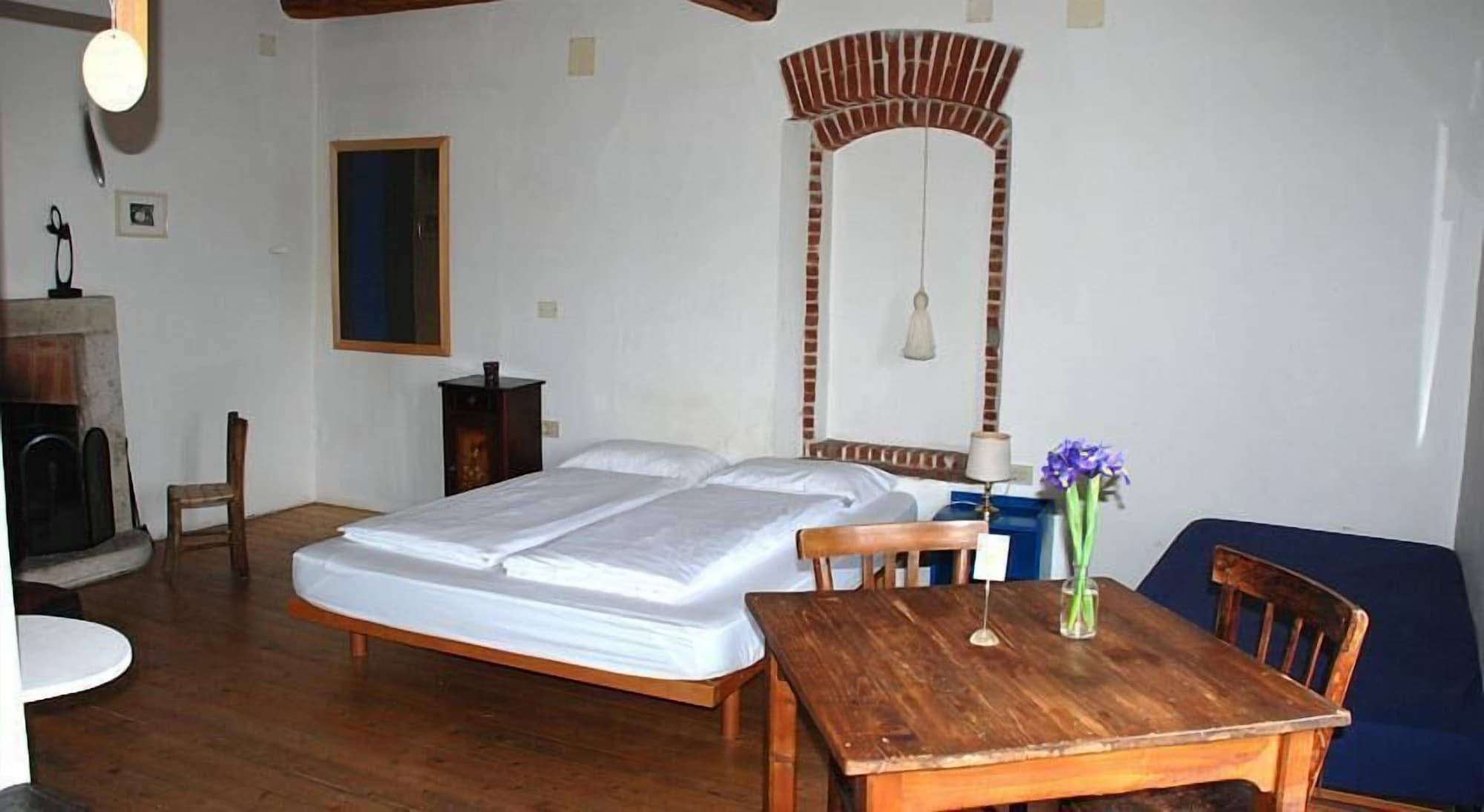 La Tinassara Bed & Breakfast Lazise Exterior photo
