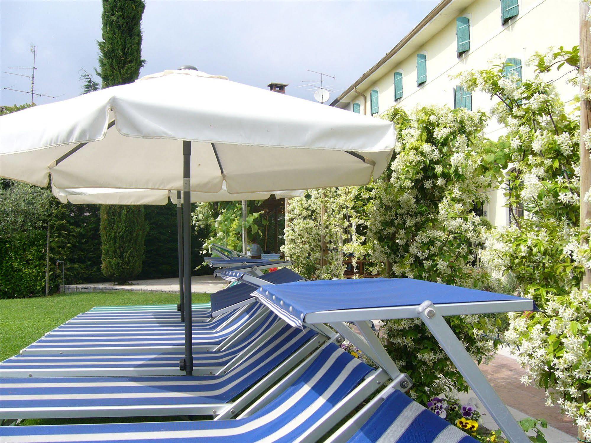 La Tinassara Bed & Breakfast Lazise Exterior photo
